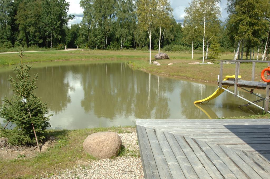 Hotel Viesu Nams Mezvidi Talsi Zewnętrze zdjęcie